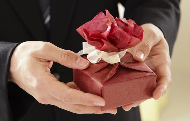 Festive Season Gifts for Employees